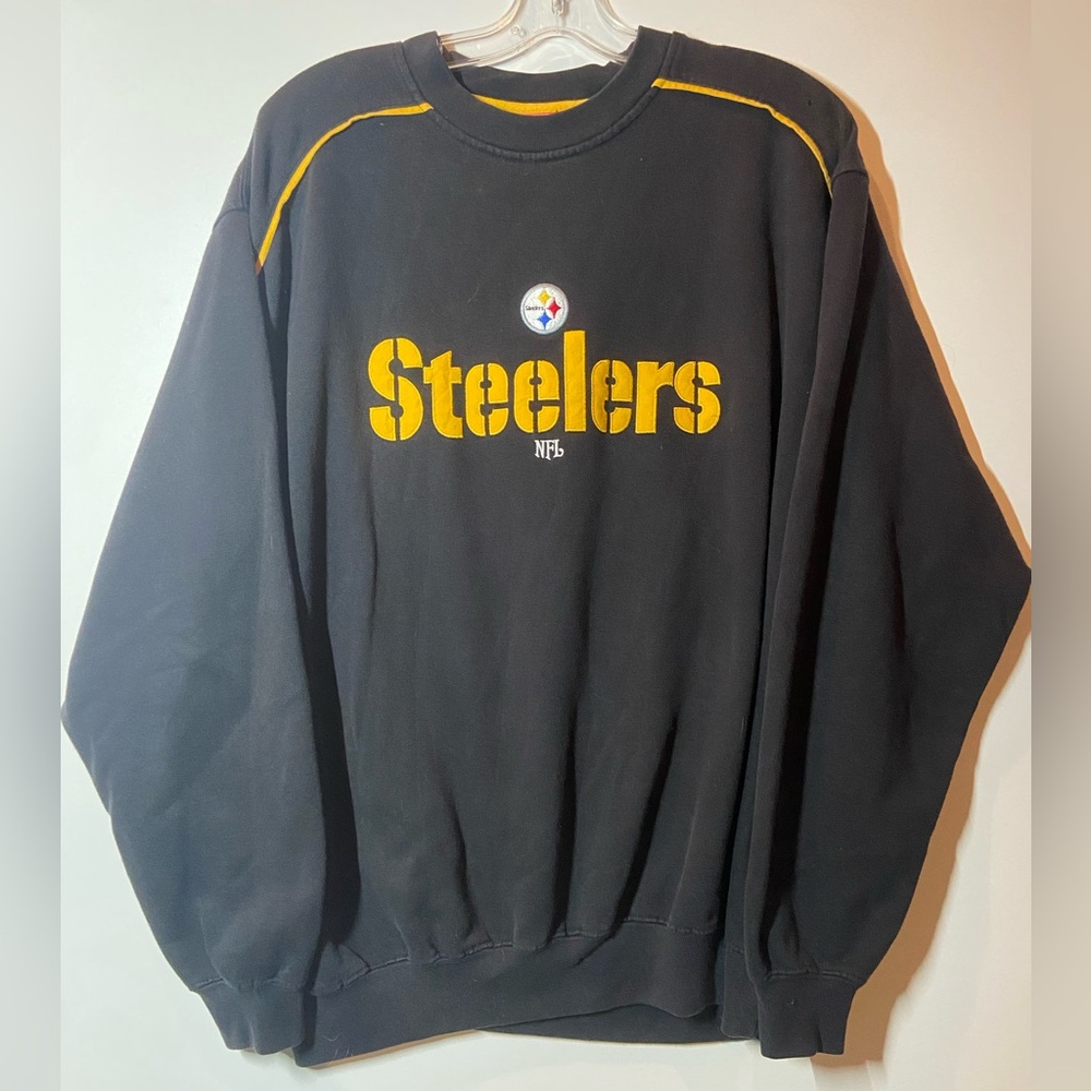 Vintage NFL Pittsburgh Steelers Black and Gold Crewneck Sweater